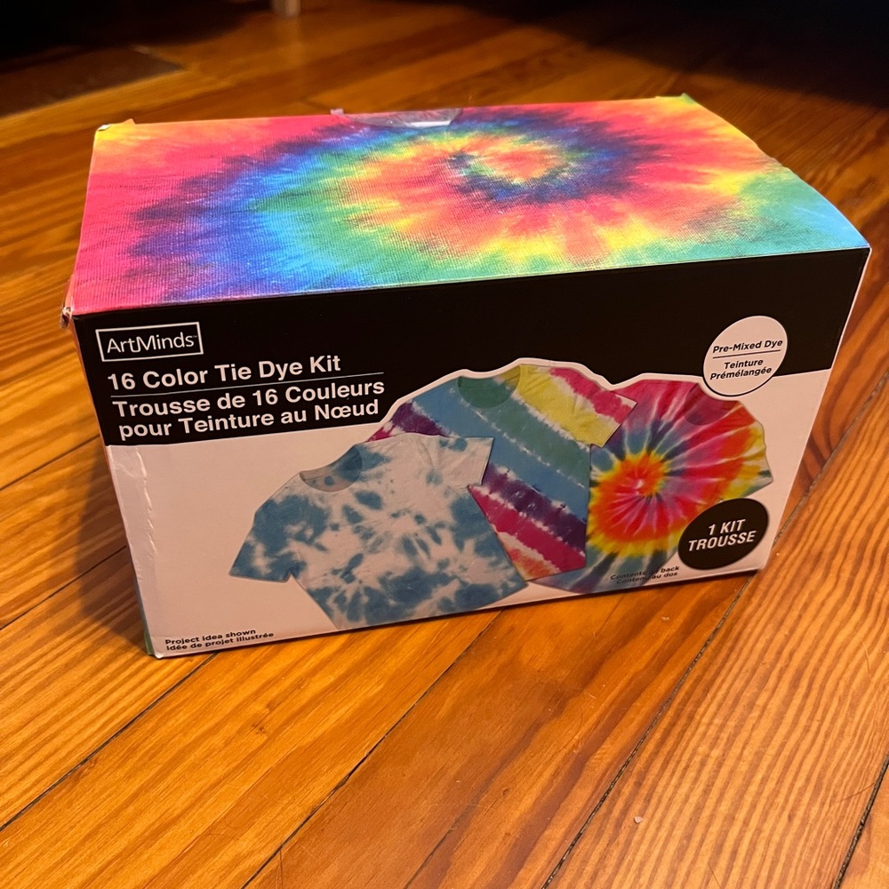 ArtMinds 16 color tie dye kit
